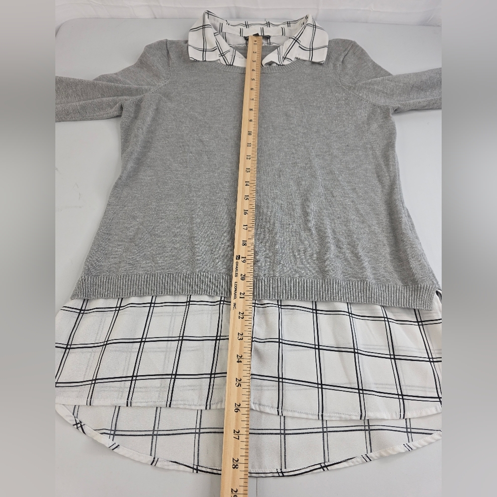 Adrianna Papell Gray Two-fer Sweater with Plaid Accent Size M Office CO-2138 - Picture 6 of 9